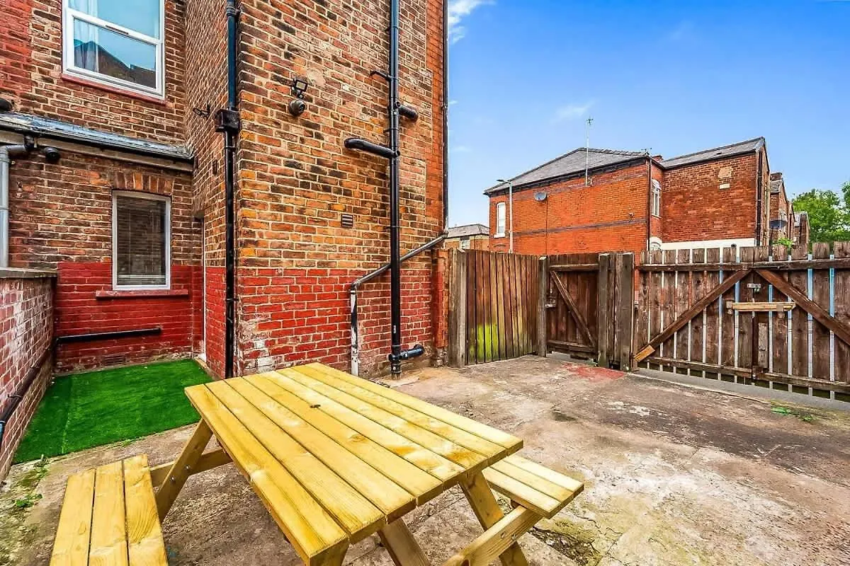 Holiday home Edgeley House Villa Stockport