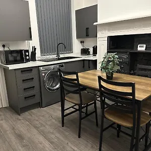  Apartment Juz Manchester Airport